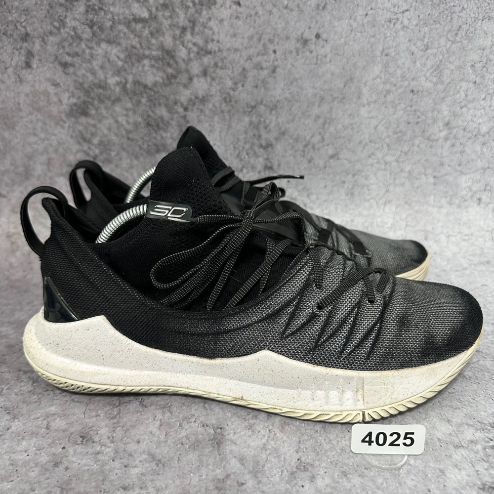 Under Armour Curry 5 Basketball Shoes Mens 11 Black White 3020657-101 Low Top